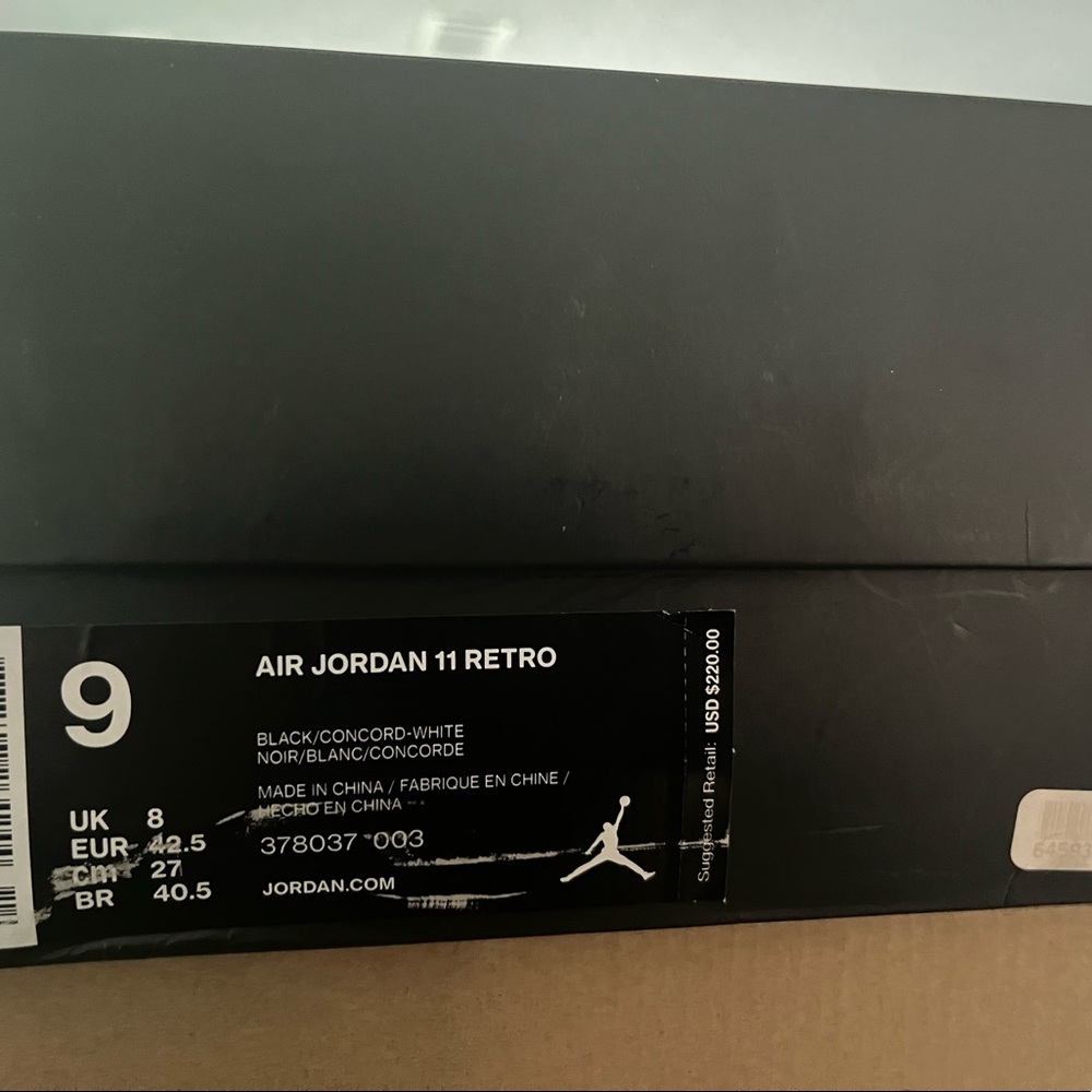 Jordan 11 space jam size 9 - Picture 7 of 8